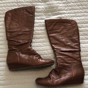 Aldo boots size 8
